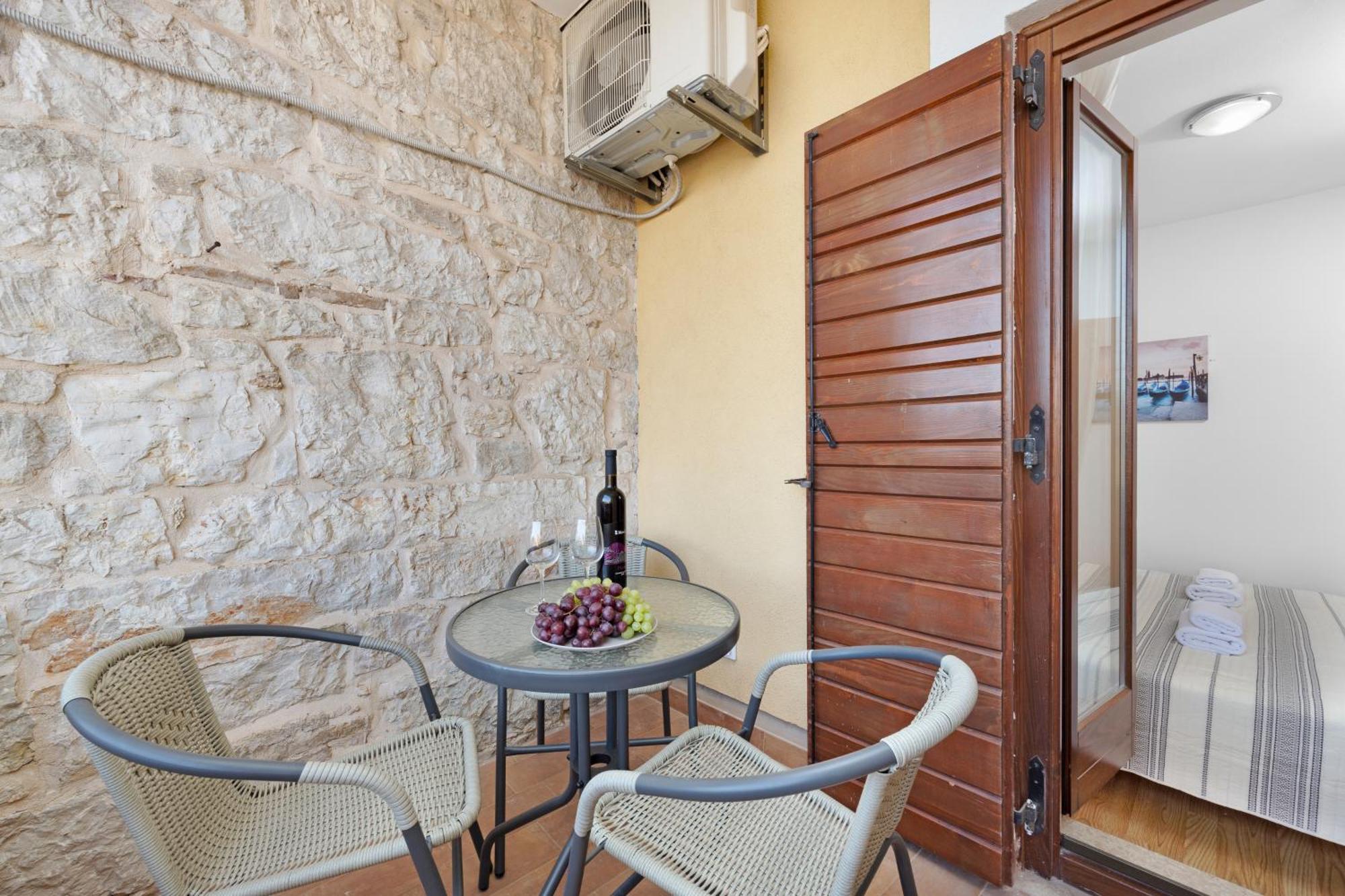 Villa فيرسار المظهر الخارجي الصورة